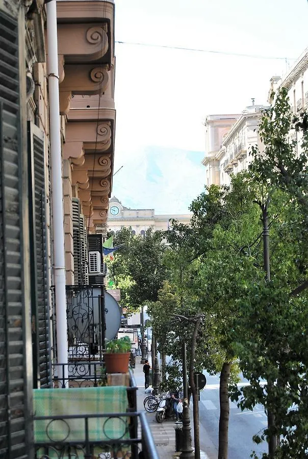Balarm - Hostel And Bar Palermo Italy