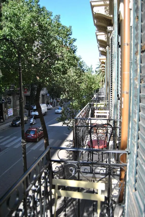 Balarm - Hostel And Bar Palermo