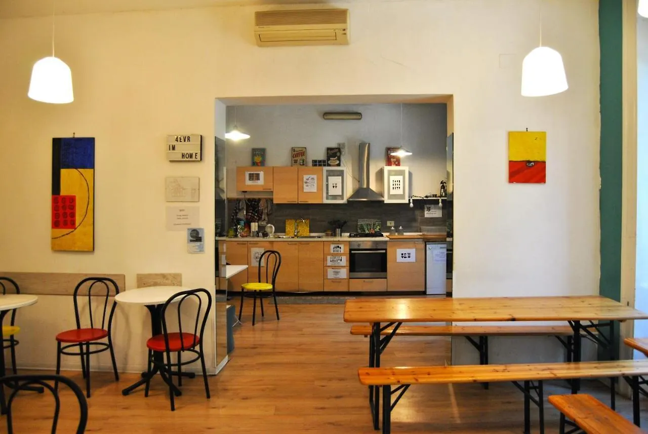 Balarm - Hostel And Bar Palermo Italy