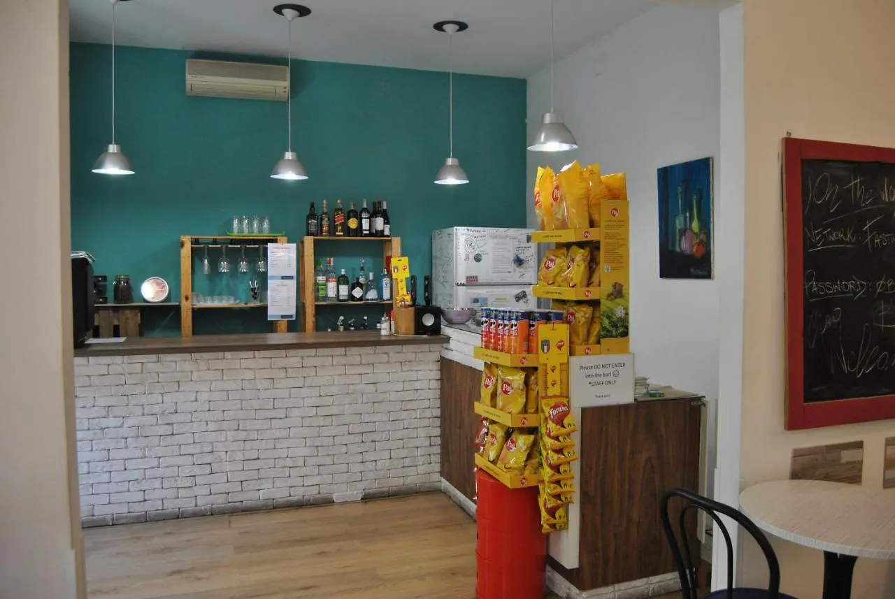 Balarm - Hostel And Bar Palermo